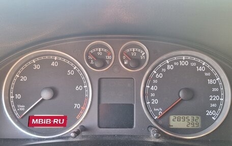 Volkswagen Passat B5+ рестайлинг, 2002 год, 349 000 рублей, 7 фотография
