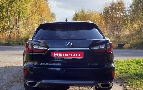 Lexus RX IV рестайлинг, 2019 год, 4 990 000 рублей, 7 фотография