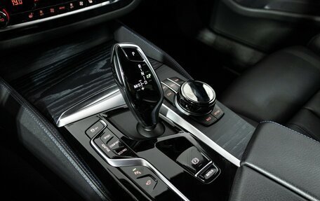 BMW 5 серия, 2021 год, 5 799 000 рублей, 20 фотография