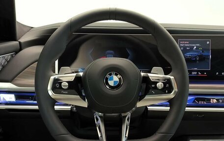 BMW 7 серия, 2025 год, 33 000 000 рублей, 15 фотография