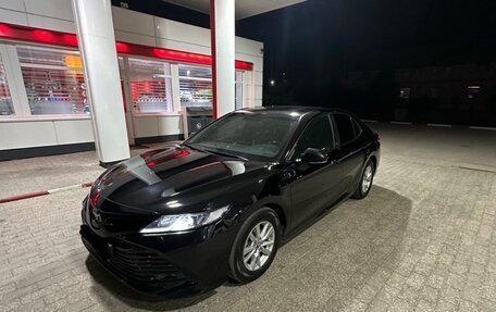 Toyota Camry, 2019 год, 2 700 000 рублей, 1 фотография