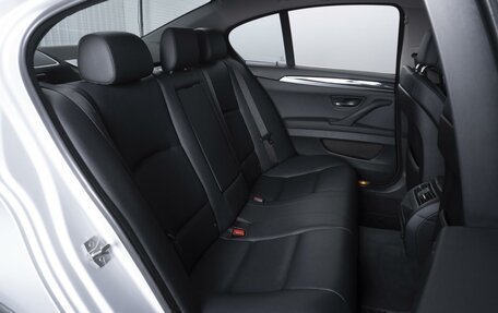 BMW 5 серия, 2012 год, 1 980 000 рублей, 7 фотография