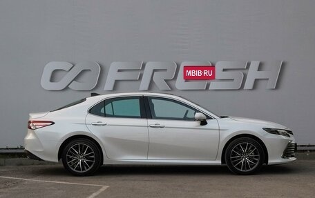 Toyota Camry, 2023 год, 4 700 000 рублей, 5 фотография