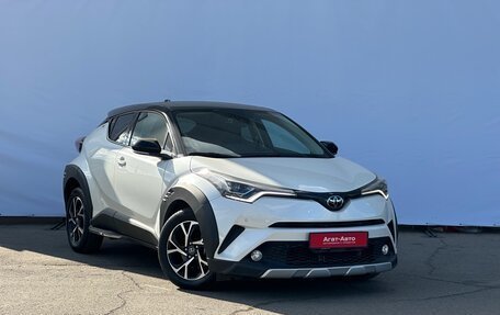 Toyota C-HR I рестайлинг, 2020 год, 2 300 000 рублей, 3 фотография