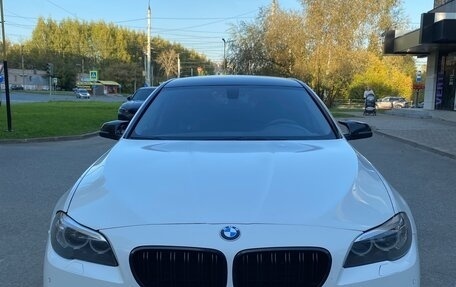 BMW 5 серия, 2013 год, 1 790 000 рублей, 2 фотография