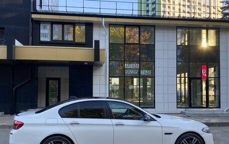 BMW 5 серия, 2013 год, 1 790 000 рублей, 4 фотография