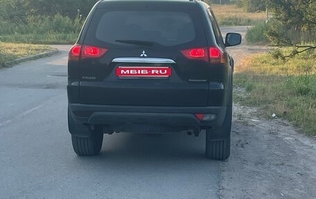 Mitsubishi Pajero Sport II рестайлинг, 2011 год, 1 300 000 рублей, 4 фотография