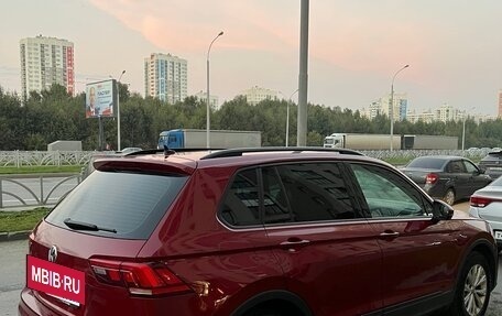 Volkswagen Tiguan II, 2018 год, 2 200 000 рублей, 4 фотография