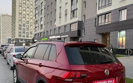 Volkswagen Tiguan II, 2018 год, 2 200 000 рублей, 5 фотография