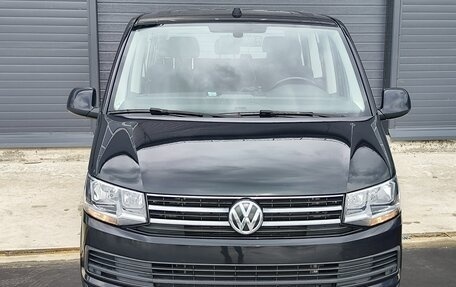 Volkswagen Caravelle T6 рестайлинг, 2019 год, 3 890 000 рублей, 9 фотография