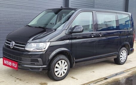 Volkswagen Caravelle T6 рестайлинг, 2019 год, 3 890 000 рублей, 3 фотография