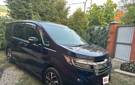 Honda Stepwgn IV, 2020 год, 2 240 000 рублей, 6 фотография