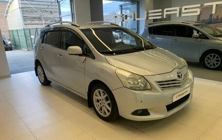 Toyota Verso I, 2012 год, 1 050 000 рублей, 3 фотография