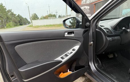 Hyundai Solaris II рестайлинг, 2012 год, 780 000 рублей, 6 фотография