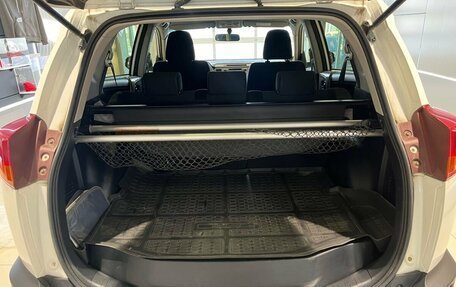 Toyota RAV4, 2013 год, 1 699 000 рублей, 14 фотография