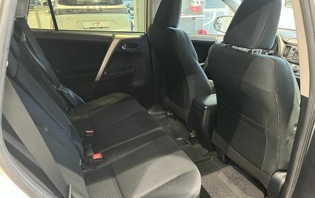 Toyota RAV4, 2013 год, 1 699 000 рублей, 13 фотография
