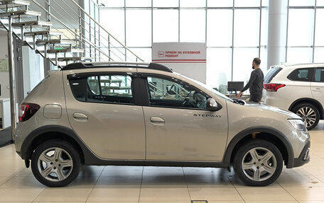 Renault Sandero II рестайлинг, 2021 год, 1 231 000 рублей, 5 фотография