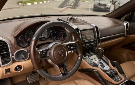 Porsche Cayenne III, 2015 год, 3 180 000 рублей, 12 фотография