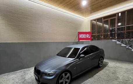 BMW 3 серия, 2008 год, 900 000 рублей, 1 фотография