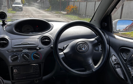 Toyota Vitz, 2002 год, 300 000 рублей, 18 фотография