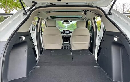 Honda Vezel, 2022 год, 1 589 777 рублей, 21 фотография