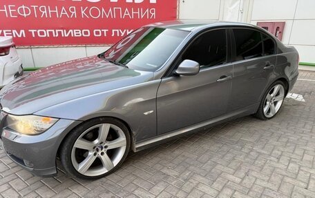 BMW 3 серия, 2008 год, 900 000 рублей, 3 фотография