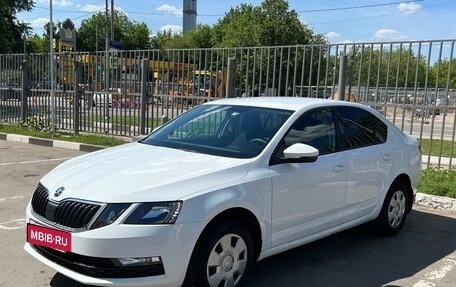 Skoda Octavia, 2018 год, 1 450 000 рублей, 2 фотография