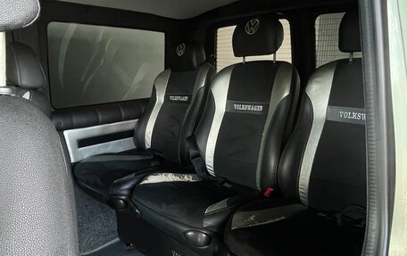 Volkswagen Transporter T5 рестайлинг, 2006 год, 1 100 000 рублей, 17 фотография