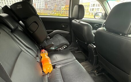 Mitsubishi Outlander III рестайлинг 3, 2012 год, 920 000 рублей, 7 фотография