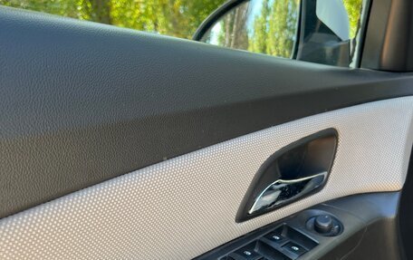 Chevrolet Cruze II, 2013 год, 870 000 рублей, 14 фотография