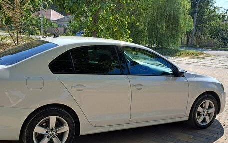 Volkswagen Jetta VI, 2013 год, 1 200 000 рублей, 7 фотография