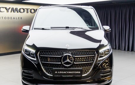 Mercedes-Benz V-Класс, 2025 год, 14 290 000 рублей, 2 фотография