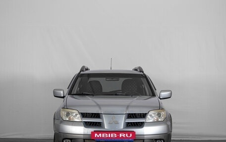 Mitsubishi Outlander III рестайлинг 3, 2005 год, 549 000 рублей, 2 фотография