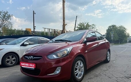 Hyundai Solaris II рестайлинг, 2011 год, 649 000 рублей, 3 фотография