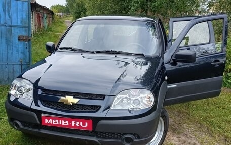 Chevrolet Niva I рестайлинг, 2014 год, 830 000 рублей, 1 фотография