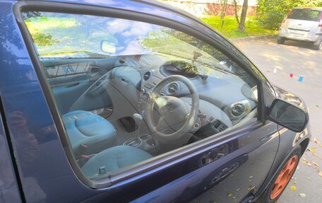 Toyota Vitz, 2000 год, 300 000 рублей, 4 фотография