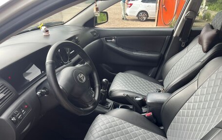 Toyota Corolla, 2006 год, 900 000 рублей, 9 фотография