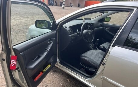Toyota Corolla, 2006 год, 900 000 рублей, 8 фотография