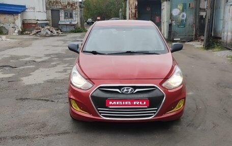 Hyundai Solaris II рестайлинг, 2011 год, 1 150 000 рублей, 6 фотография