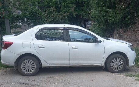 Renault Logan II, 2014 год, 850 000 рублей, 3 фотография