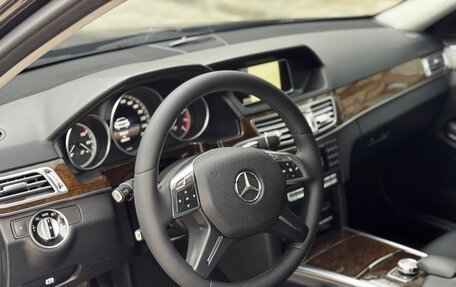 Mercedes-Benz E-Класс, 2013 год, 1 680 000 рублей, 13 фотография