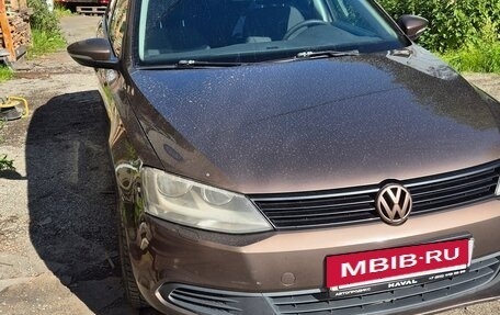 Volkswagen Jetta VI, 2011 год, 660 000 рублей, 11 фотография
