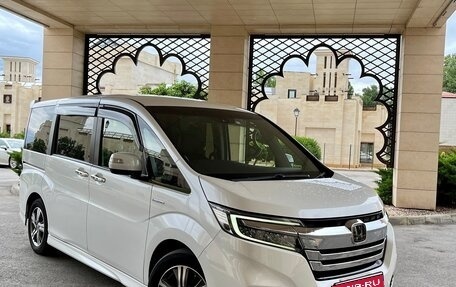 Honda Stepwgn IV, 2018 год, 2 480 000 рублей, 1 фотография