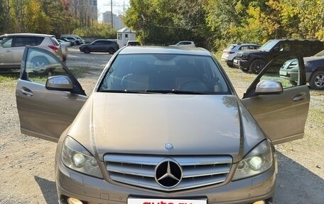 Mercedes-Benz C-Класс, 2007 год, 1 000 000 рублей, 1 фотография