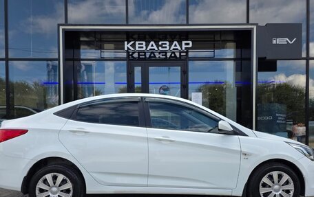 Hyundai Solaris II рестайлинг, 2015 год, 899 900 рублей, 5 фотография