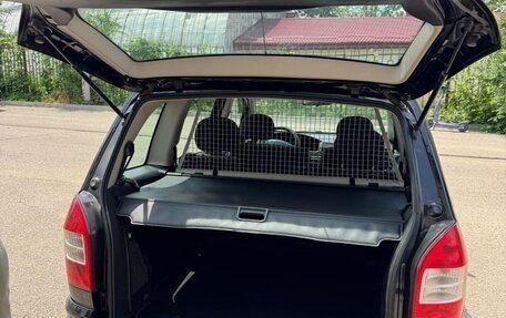 Opel Zafira A рестайлинг, 2005 год, 670 000 рублей, 3 фотография