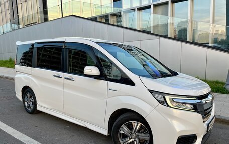 Honda Stepwgn IV, 2018 год, 2 480 000 рублей, 7 фотография