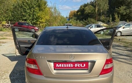 Mercedes-Benz C-Класс, 2007 год, 1 000 000 рублей, 2 фотография