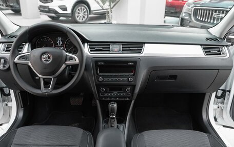 Skoda Rapid I, 2014 год, 949 000 рублей, 8 фотография