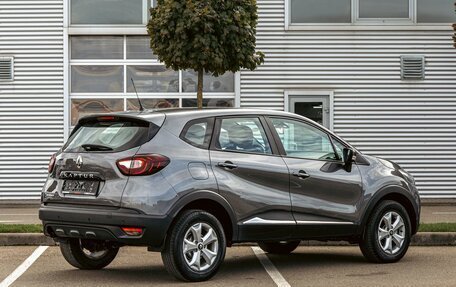 Renault Kaptur I рестайлинг, 2017 год, 1 295 000 рублей, 6 фотография